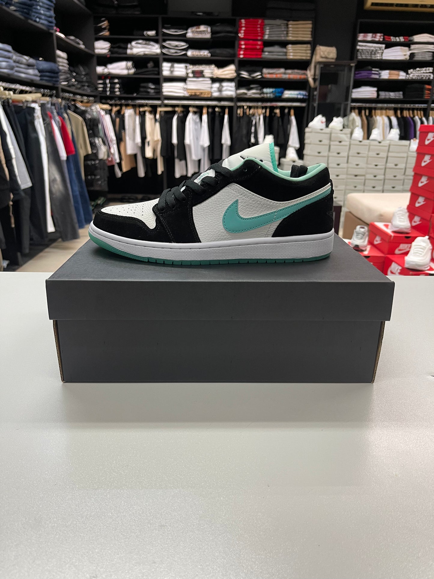 Air Jordan 1 Low Tiffany