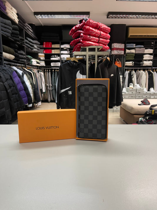 LV Damier Graphite - Zip Wallet